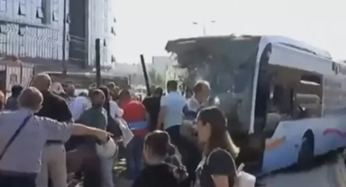 İstanbul'da metrobüs kazası