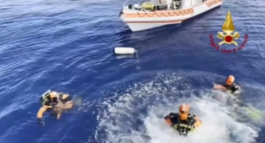 İtalya’da yelkenli tekne battı