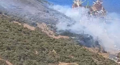İzmir'de liman yakınında yangın