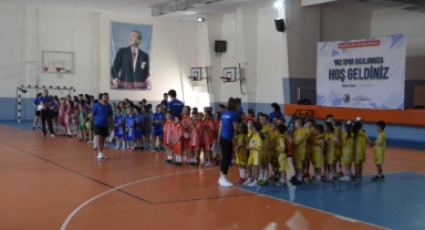 Kartal Belediyesi Yaz Spor Okulu’nun İkinci Dönemi Tamamlandı