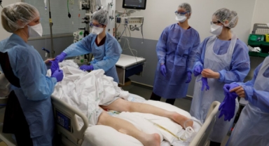 M çiçeği virüsü Avrupa'ya sıçradı