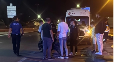 Sivas'ta motosiklet kadına çarptı