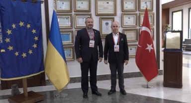 Ukrayna’nın Dolyna kenti Belediye Başkanı Ivan Dyriv Büyükçekmece Belediye Başkanı Dr. Hasan Akgün’ü Ziyaret Etti