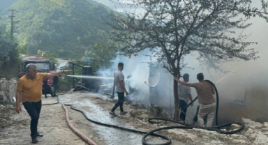 Yangın çıktı camdan atlayan 2 kişi yaralandı