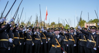 Bakanlıktan teğmenlere inceleme