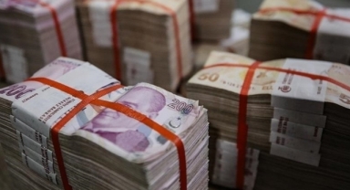 Bütçe 973.6 milyar TL açık verdi