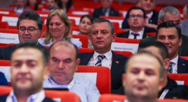 CHP'de tüzük değişikliği kabul edildi