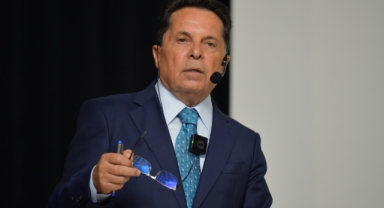 Esenyurt Belediye Başkanı Prof. Dr. Ahmet Özer: 