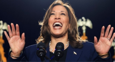 Harris Trump’a fark attı
