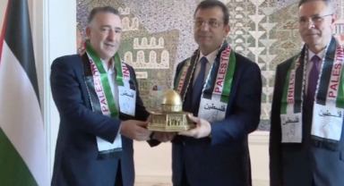 İmamoğlu, Filistin kafilesi ile görüştü