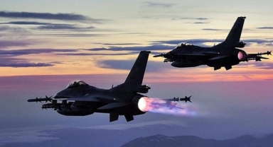 Irak'ın kuzeyine hava harekatı