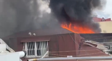 İstanbul'da korkutan yangın