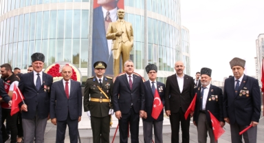 Küçükçekmece'de 30 Ağustos Zafer Bayramı Coşku ve Gurur İçinde Kutlandı