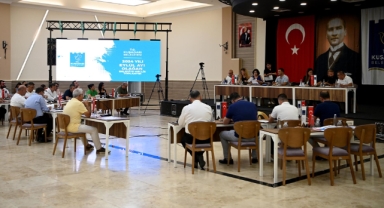Kuşadası'nda Plaj Hizmetleri Halka Ücretsiz Sunulmaya Devam Ediyor: Başkan Ömer Günel'den Kararlılık Mesajı