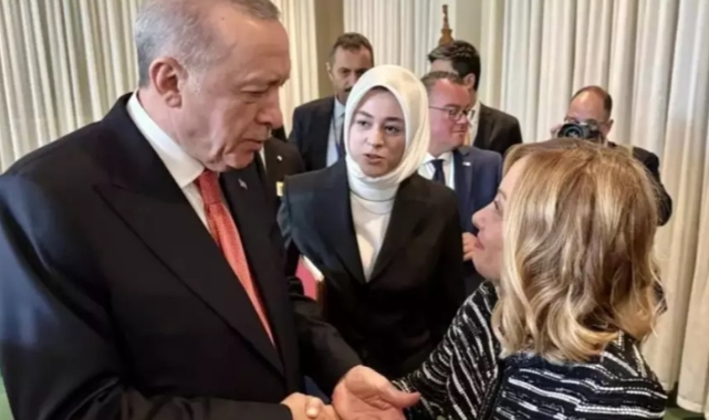 Meloni'nin samimi bakışları gündem oldu