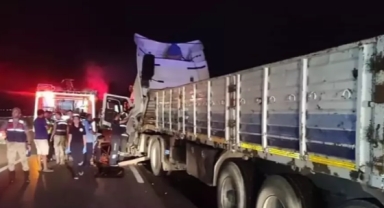 Nurdağı'nda TIR Kazası