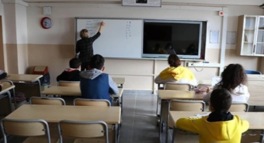 Okullar 1 gün tatil edildi