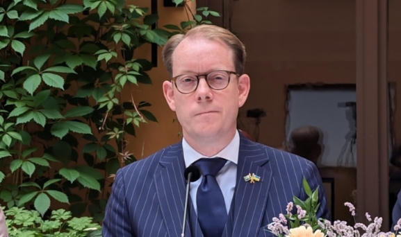 Tobias Billström'den istifa kararı