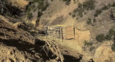 Tokat'ta Hafriyat Kamyonu Devrildi