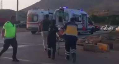 Tokat'ta iki otomobil çarpıştı