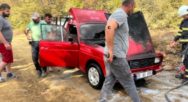 Yanan araçtan erkek cesedi çıktı