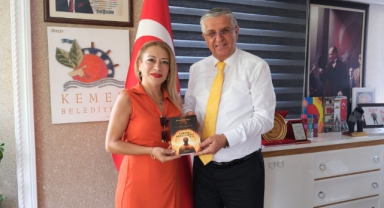 Yazar Pınar Yener Balkan, Kemer Belediye Başkanı Necati Topaloğlu’nu Ziyaret Etti
