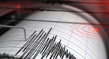 Adana ve Çanakkale'de korkutan depremler