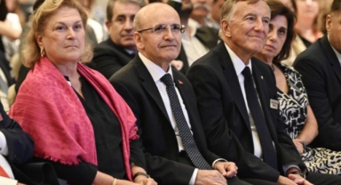 AKP 'kredi kartı haracı'ndan geri adım attı