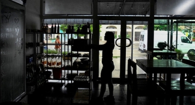 Devlet hizmetleri durdu ekonomi felç oldu