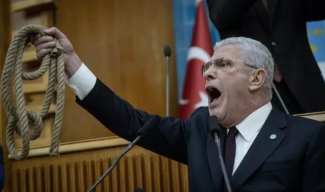 İdam ipini parti poşetiyle gönderdi