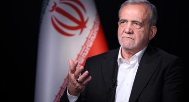 İran İsrail’e füzelerle saldırdı