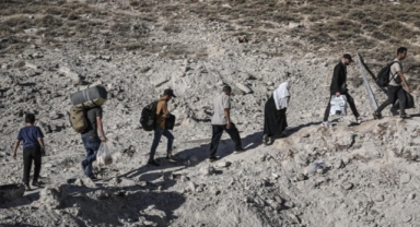 İsrail, Lübnan'a saldırılara devam ediyor