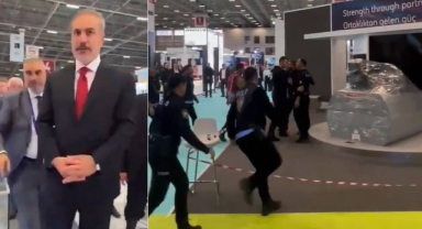 İstanbul'daki fuarda BAE System protesto edildi