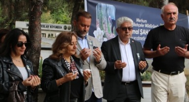 Kartal Belediyesi’nin Park Bahçeler Müdürü Cemal Şahan, Vefatının 6. Yılında Mezarı Başında Anıldı