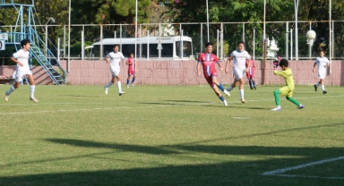 Kemer Belediye Merkez Spor U14 Takımı'ndan Etkileyici Galibiyet