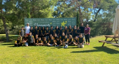 Kemer’de Öğrenciler Tenisle Buluşuyor: Corendon Tennis Club’dan Sosyal Sorumluluk Projesi