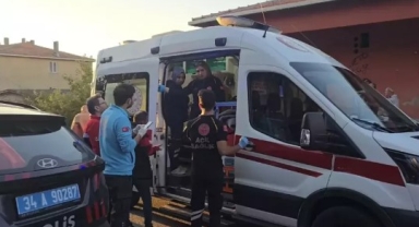 Maltepe'de Minibüs TIR'a Çarptı