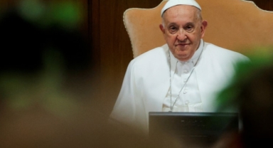 Papa'nın kürtaj çıkışı infial yarattı