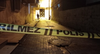 Sevgilisinin ailesi genç adamı önce darp sonra gasp etti