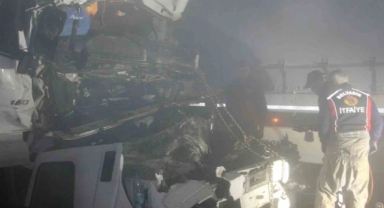 Babasının tırına çarparak hayatını kaybetti