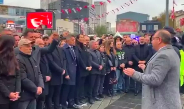Can Aksoy, 10 Kasım töreninde protesto edildi