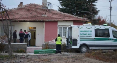 Eniştesini öldürüp, annesini yaraladı