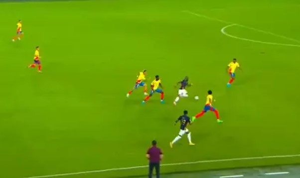 Fenerbahçe'den giden Enner Valencia'dan şahane gol