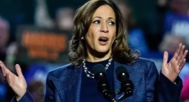 Kamala Harris kameralar karşısına çıktı