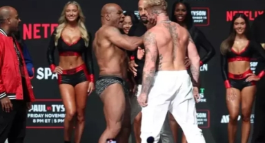 Mike Tyson Jake Paul'a tokat attı