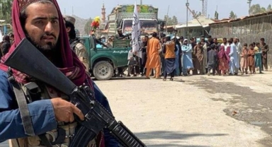 Pakistan'da aşiretler arasında çatışma