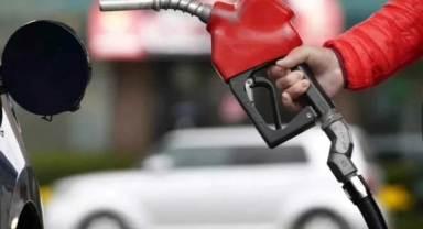 Benzine geceyarısı zam geliyor