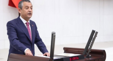 Özel CHP'nin asgari ücret teklifini yineledi