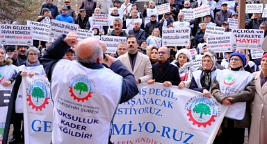 Emeklilerden enflasyon protestosu