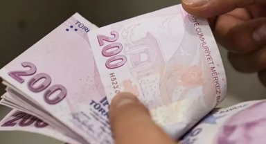 Emeklilerin zam farkı ödemesi hesaplara yatıyor